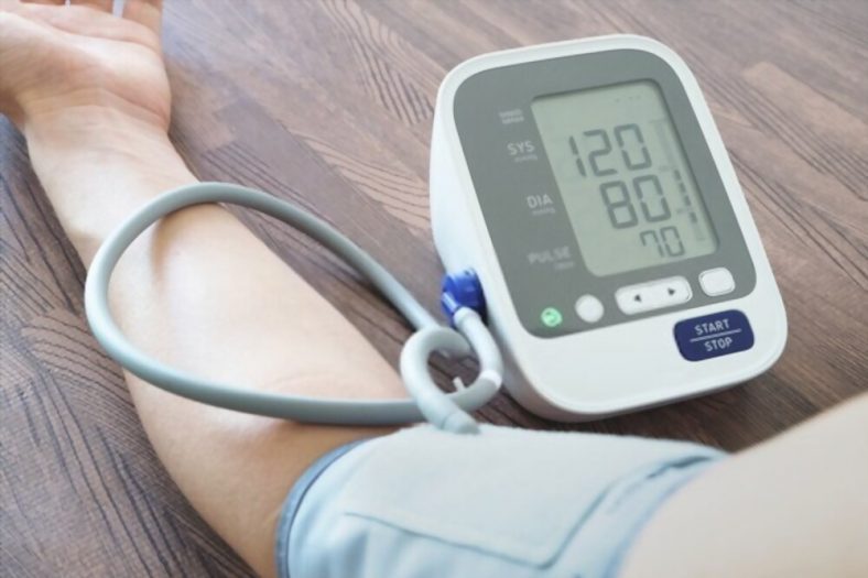 Which is The Best BP Monitor for Home in India 2020 » Secure Family