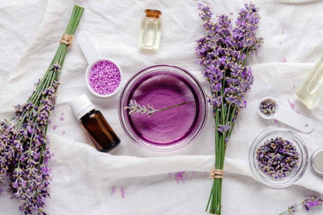 Know how to use lavender oil for skin.- Know how to use lavender oil for skin.