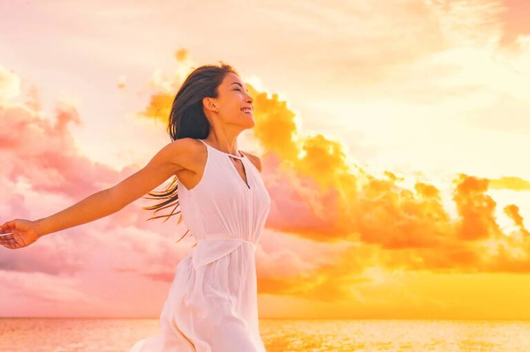 Here are 5 tips to release negative thoughts to move forward.
