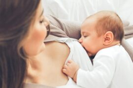 Know the truth behind breastfeeding myths.