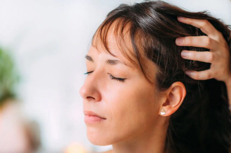Conditions you should avoid oiling your scalp