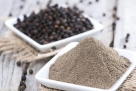 Here are some amazing benefits of Kali mirch aka black pepper.- Know the benefits of black pepper here.