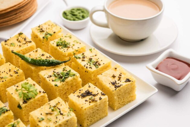 Try the healthy and delicious mixed dal dhokla sandwich.