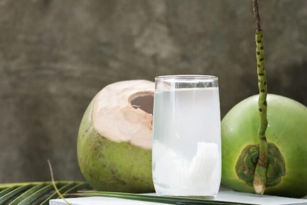 Here are 5 side effects of coconut water.  Find out here 5 health risks of coconut water.