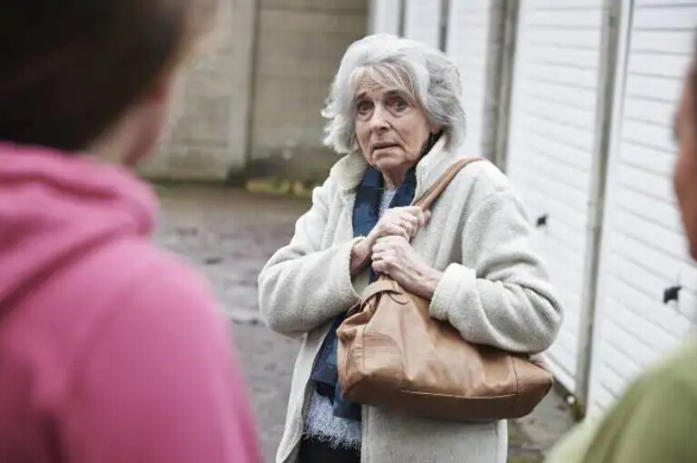 know that lifestyle can increase the risk of Alzheimer’s disease.  Lifestyle can increase the risk of Alzheimer’s disease.