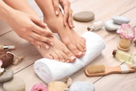 Causes, Prevention and Home Remedies for Cracked Heels.  Here are the causes of cracked heels, prevention measures and home remedies.