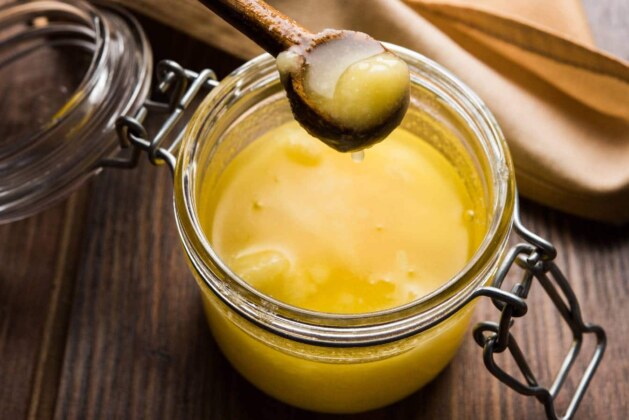 Here are 5 benefits of consuming desi ghee.  – Here are 5 health benefits of consuming desi ghee.