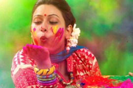 here are 5 ways to take care of your skin and hair on holi.